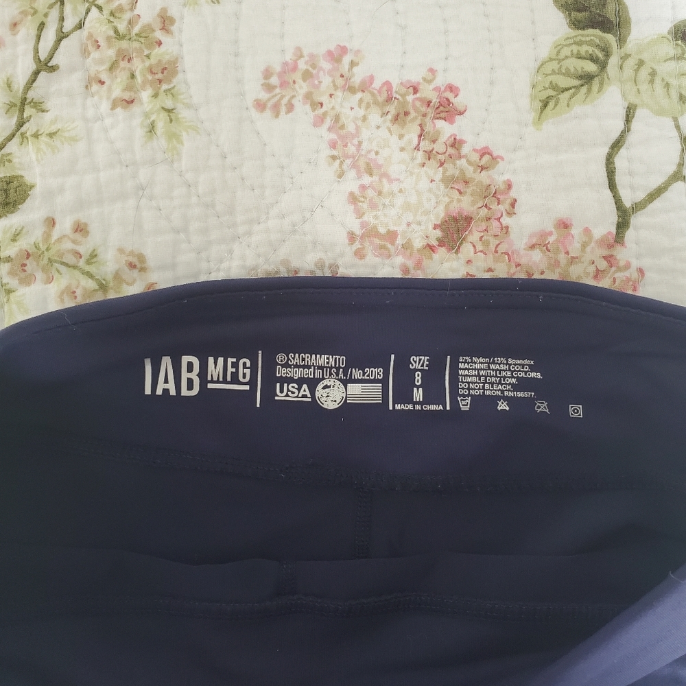 IAB MFG 2.0 Booty short